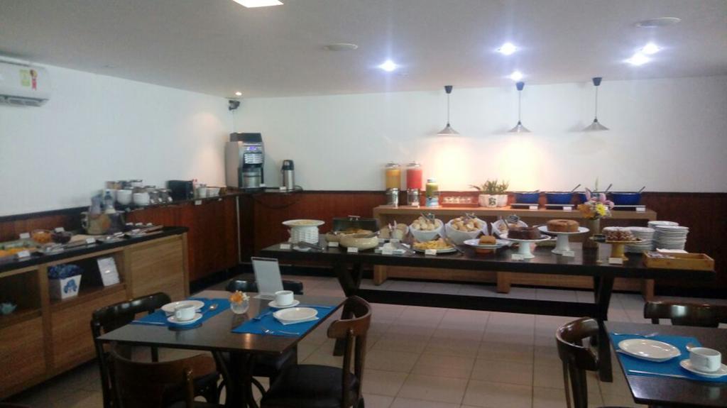 Apartamentos Deluxe Ponta Negra Beach Натал Екстериор снимка