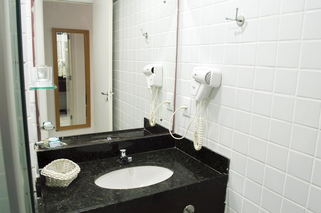 Apartamentos Deluxe Ponta Negra Beach Натал Екстериор снимка